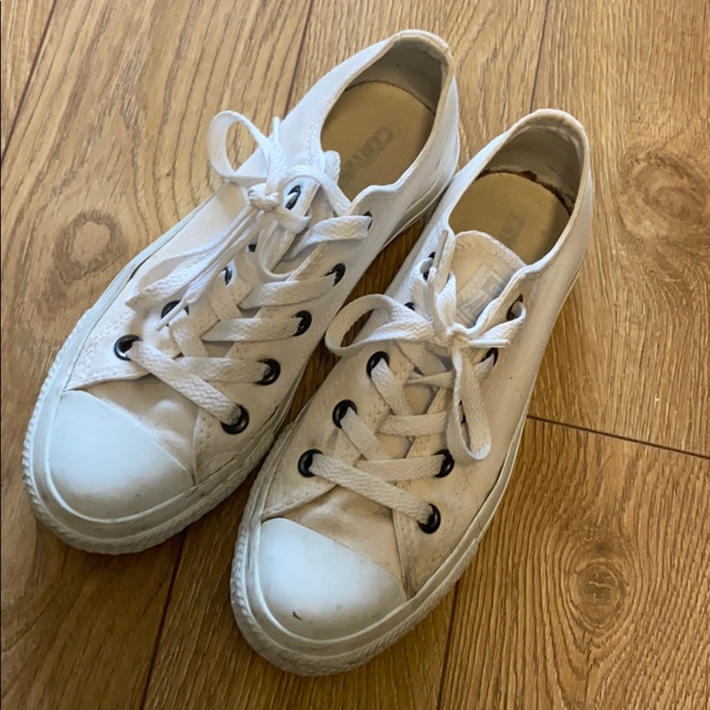 White chuck Taylors